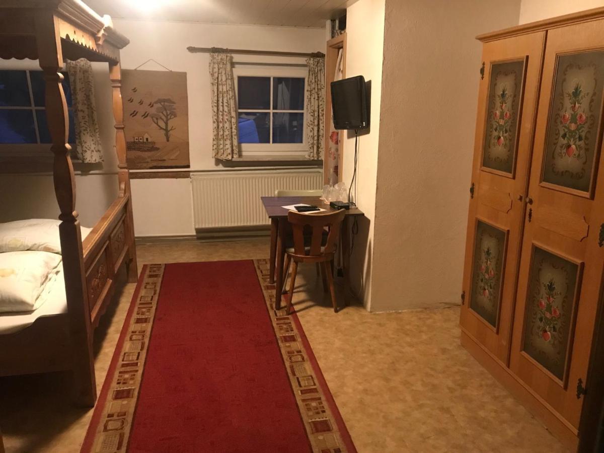 Pension Inntalhof Grossholzhausen Exteriör bild
