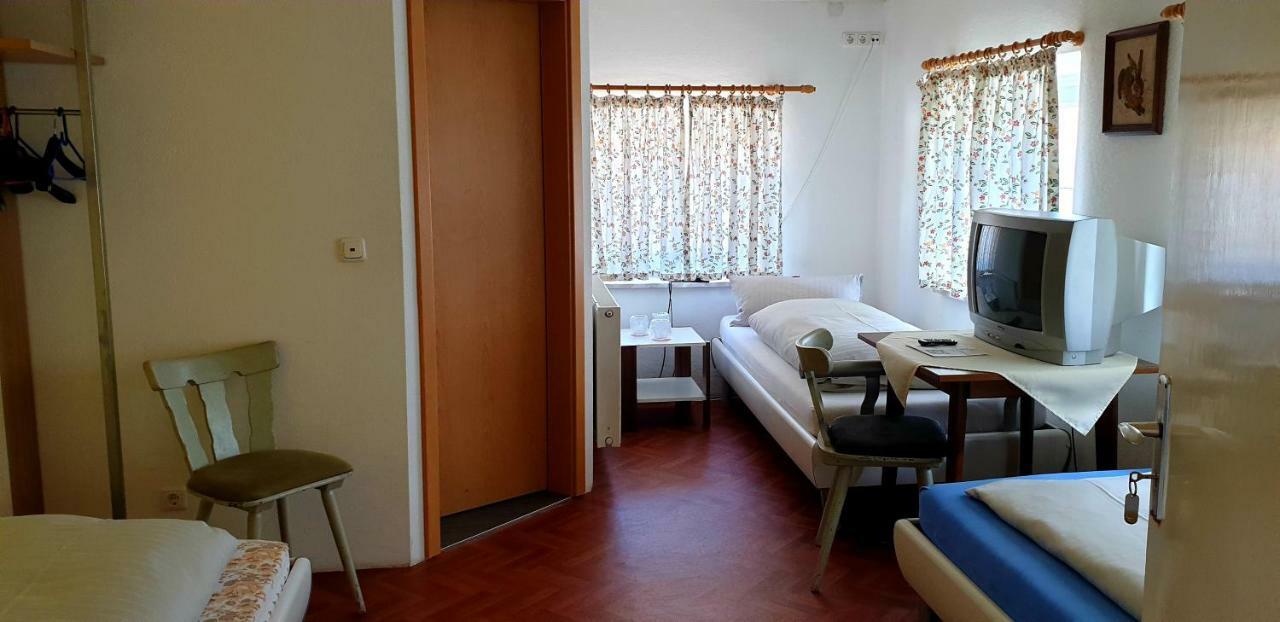 Pension Inntalhof Grossholzhausen Exteriör bild