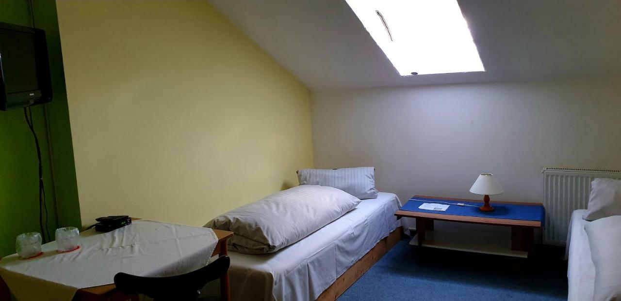 Pension Inntalhof Grossholzhausen Exteriör bild